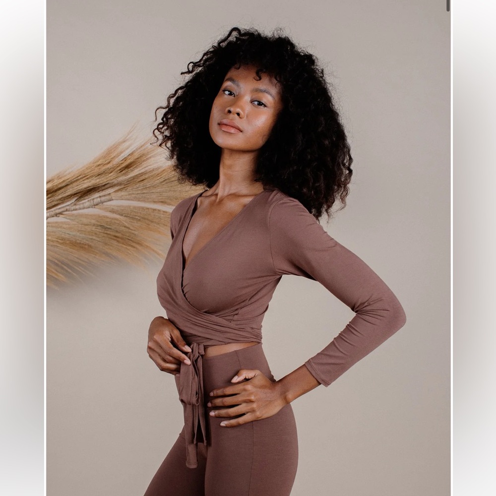 AGNI WRAP TOP CHOCOLATE XS/S INDIGO LUNA